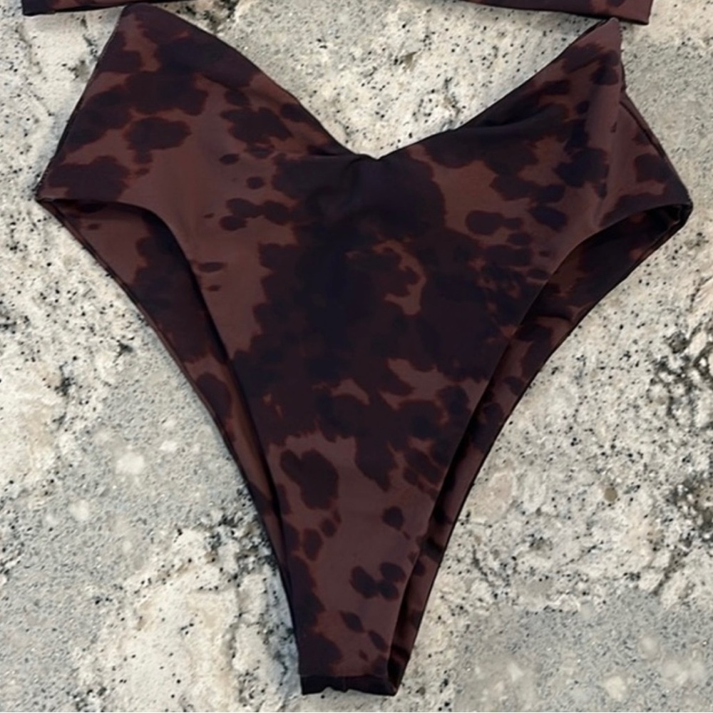 Skatie Yellowstone- Melly bottoms size Small